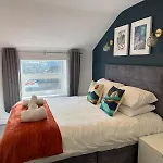 The Marlborough Sea View * Scarborough