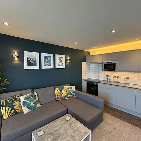 The Marlborough Sea View *