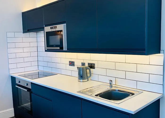 The Marlborough Sea View Apartament *