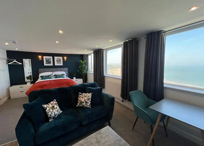 The Marlborough Sea View アパート *