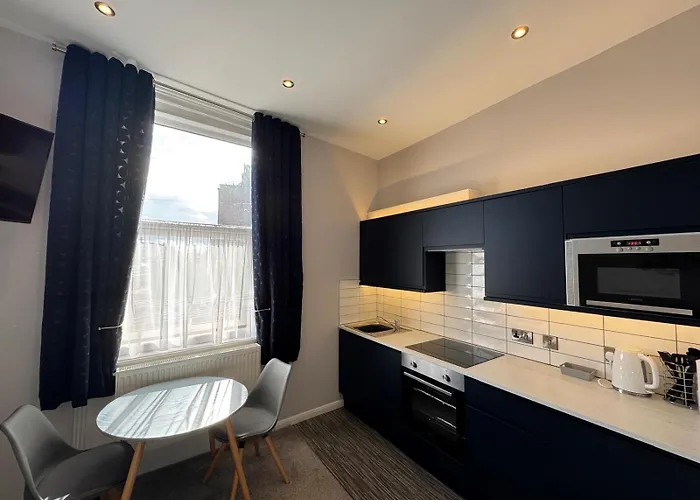 The Marlborough Sea View スカーバラ