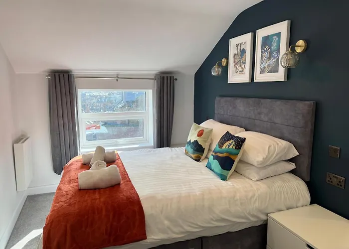 The Marlborough Sea View * スカーバラ