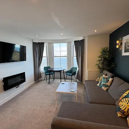 The Marlborough Sea View * Scarborough